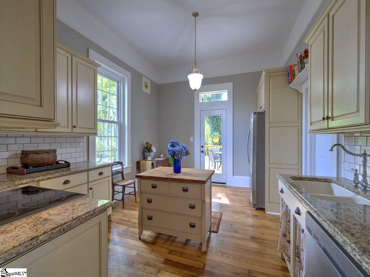 312 South Main Street Simpsonville, SC 29681 - Photo 18 of 36
