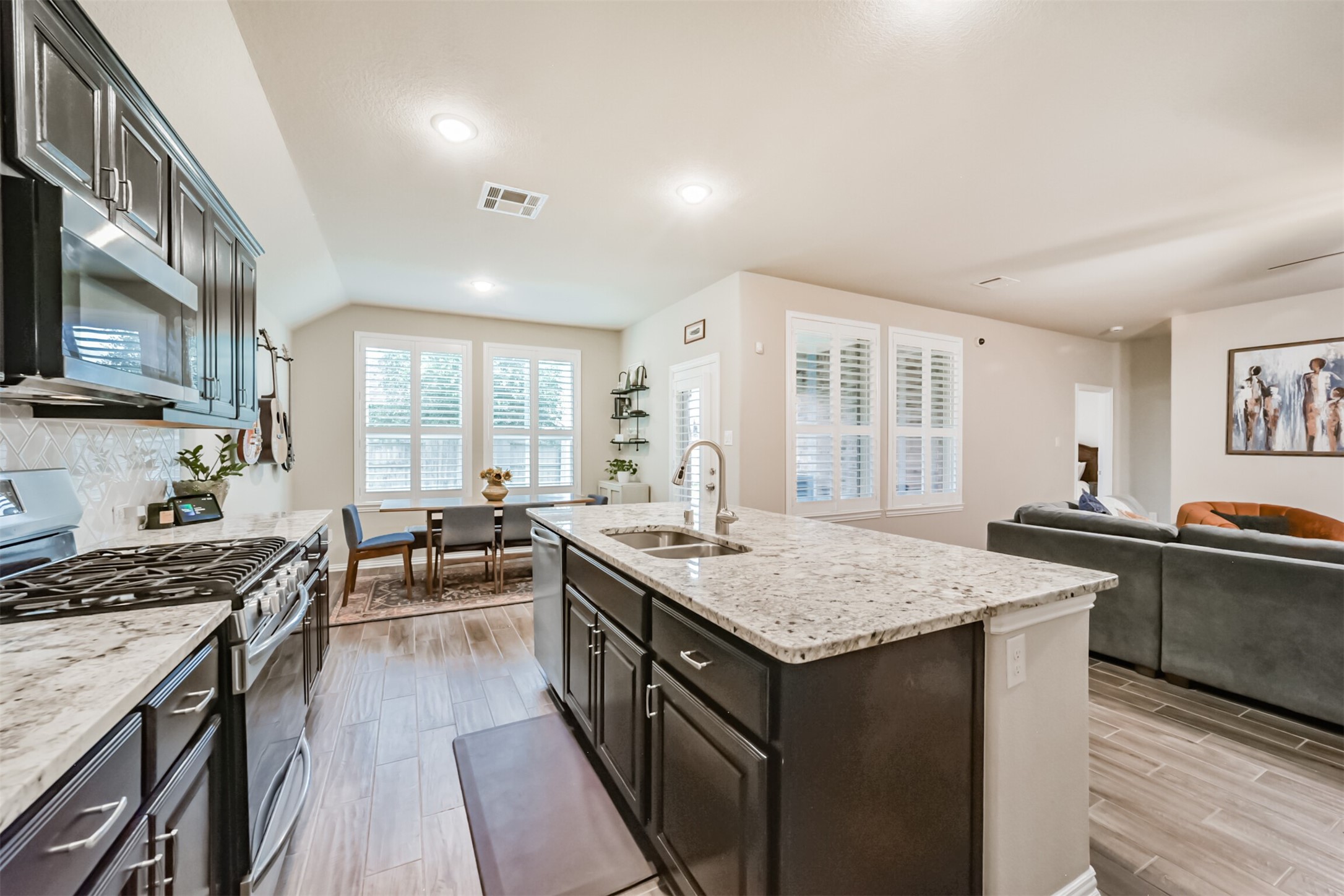 2309 Redwood Ridge Trail Manvel, TX 77578 - Photo 4 of 26 Large open concept living, kitchen and dining