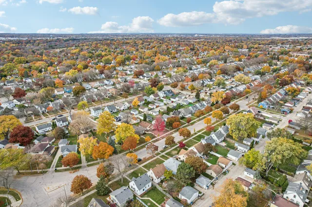 $239,900 | 3218 North 89th Street, Milwaukee, WI 53222