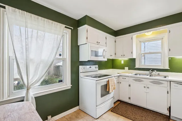 $239,900 | 3218 North 89th Street, Milwaukee, WI 53222