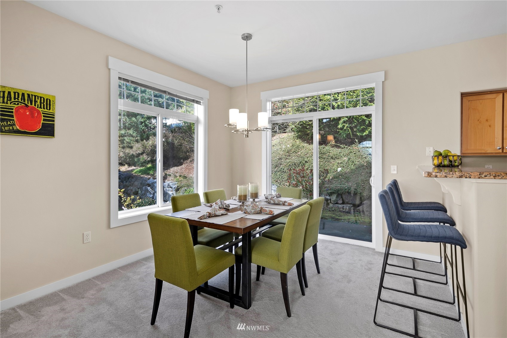 23120 Southeast Black Nugget Road, Unit H1 Issaquah, WA 98029 - Photo 7 of 27 a dining room with furniture and window