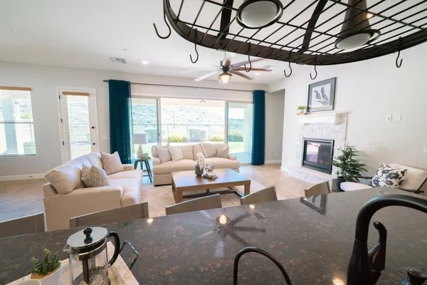 $2,900 | 30401 North 115th Drive, Peoria, AZ 85383