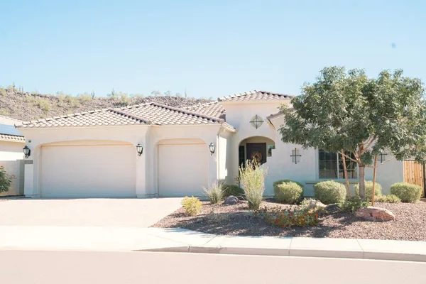 $2,900 | 30401 North 115th Drive, Peoria, AZ 85383