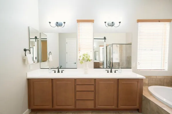 $2,900 | 30401 North 115th Drive, Peoria, AZ 85383