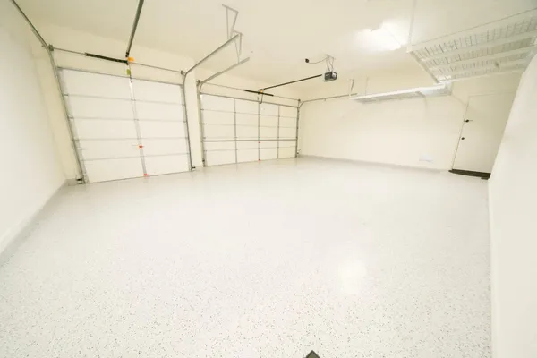 $2,900 | 30401 North 115th Drive, Peoria, AZ 85383