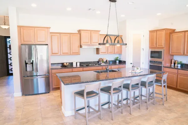 $2,900 | 30401 North 115th Drive, Peoria, AZ 85383