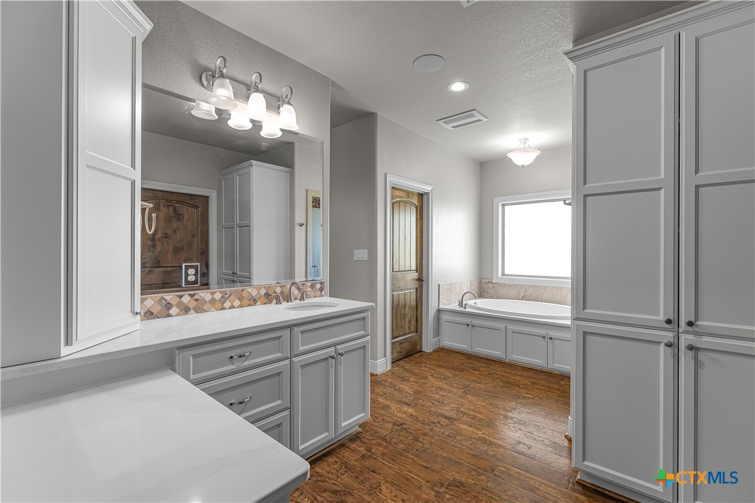 158 Sendera Loop Victoria, TX 77904 - Photo 21 of 47