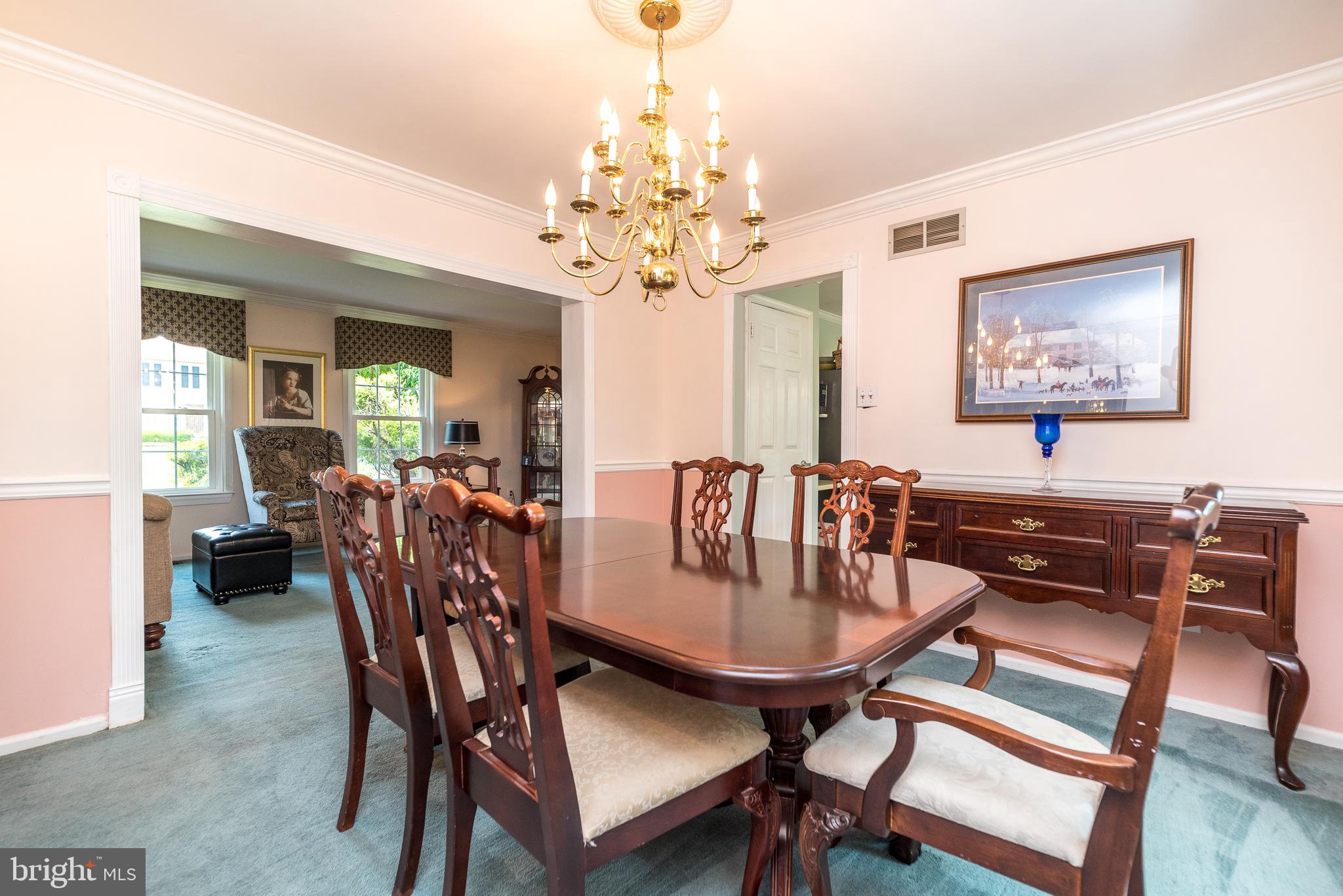 255 Twining Road Lansdale, PA 19446 - Photo 20 of 49 Dining room