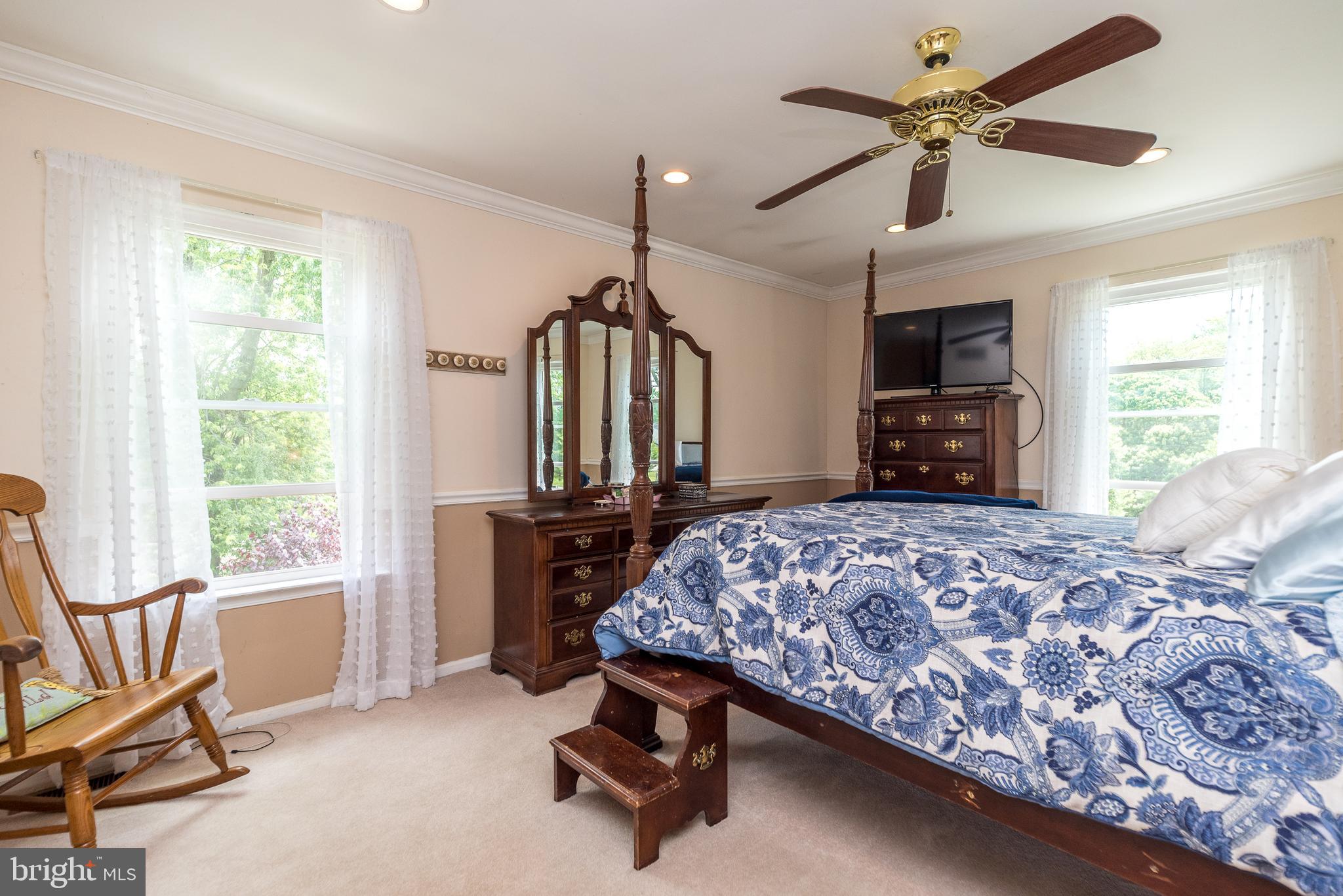 255 Twining Road Lansdale, PA 19446 - Photo 40 of 49 Main bedroom