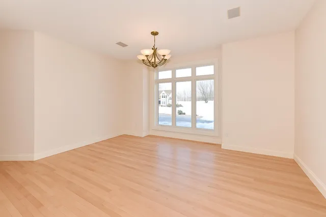 $1,199,999 | 2100 North Oakwoods Court, Summit, WI 53066