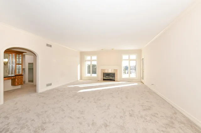 $1,199,999 | 2100 North Oakwoods Court, Summit, WI 53066