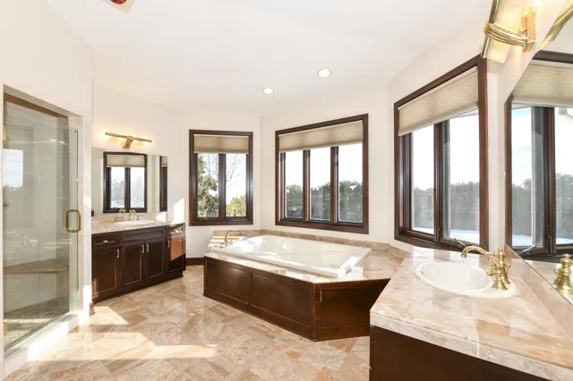 $1,199,999 | 2100 North Oakwoods Court, Summit, WI 53066