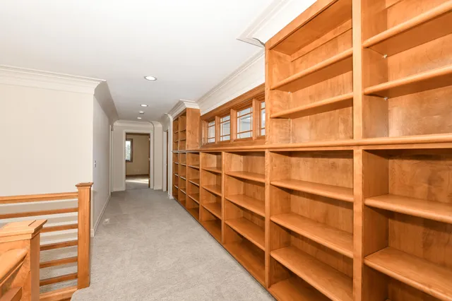 $1,199,999 | 2100 North Oakwoods Court, Summit, WI 53066