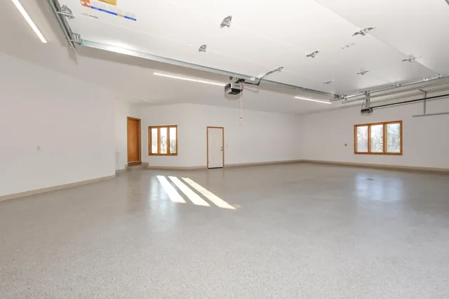 $1,199,999 | 2100 North Oakwoods Court, Summit, WI 53066