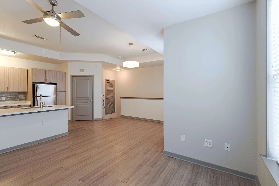 8515 Interstate 35, Unit 17237 Austin, TX 78744 - Photo 11 of 20 Move in by January 30th and enjoy 8 weeks FREE rent! Restrictions may apply — contact our leasing office for details.