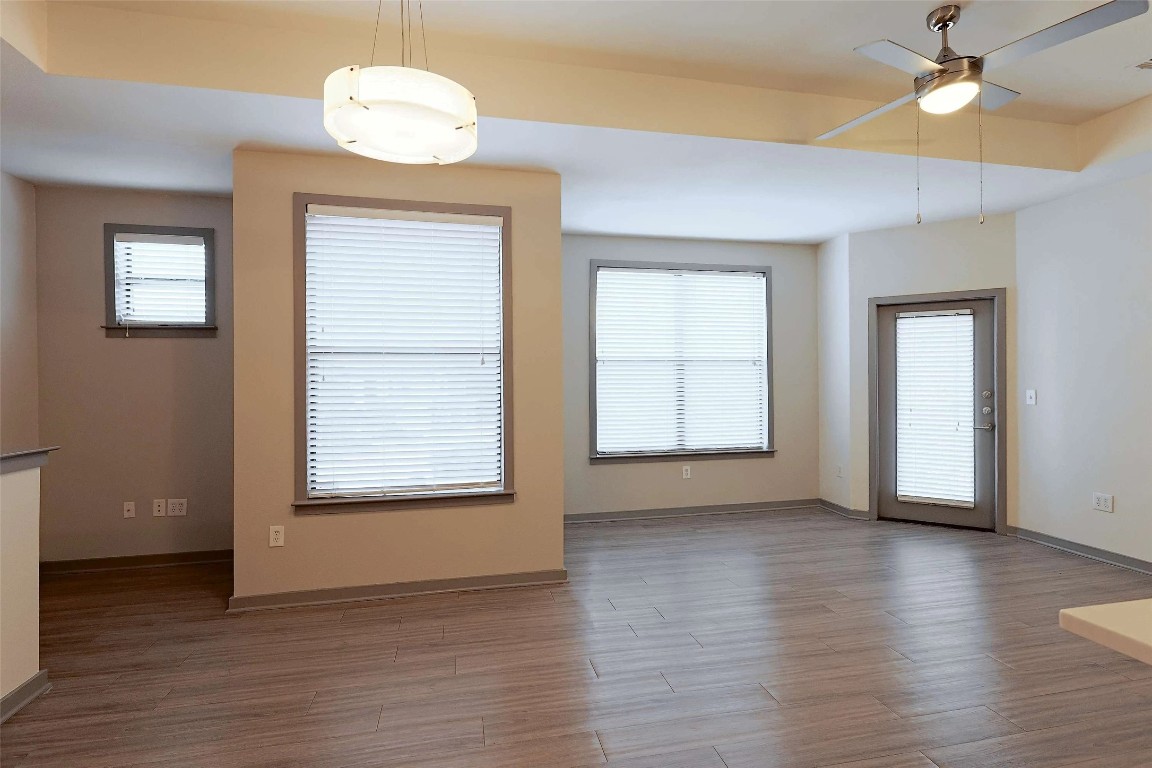 8515 Interstate 35, Unit 17237 Austin, TX 78744 - Photo 16 of 20 Move in by January 30th and enjoy 8 weeks FREE rent! Restrictions may apply — contact our leasing office for details.