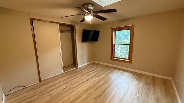 3 Sunset Lane Turner, ME 04282 - Photo 7 of 28 Primary bedroom