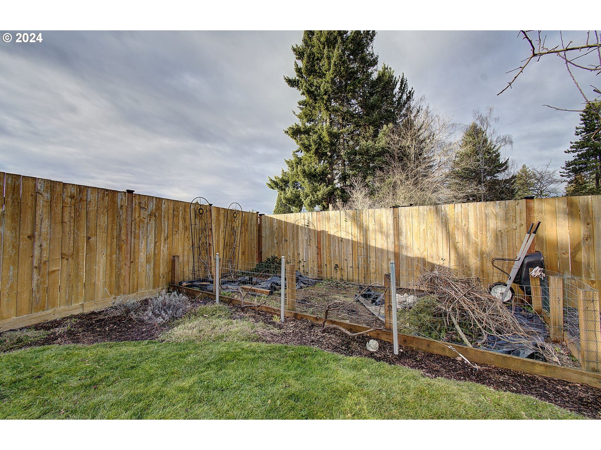 1667 Southwest Heiney Road Gresham, OR 97080 - Photo 33 of 33 Gallery Image 33