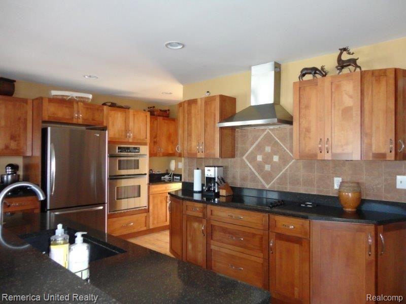 6770 Gregory Road Dexter, MI 48130 - Photo 8 of 24 DSC00446.jpg