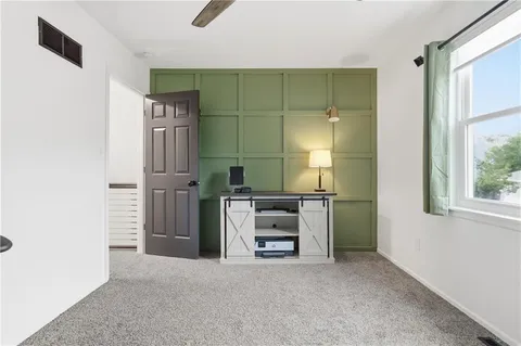 $370,000 | 817 Northwest Golden Court, Blue Springs, MO 64015