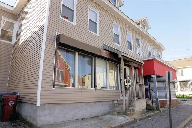 $899,900 | 42 Branch Street, Lowell, MA 01851