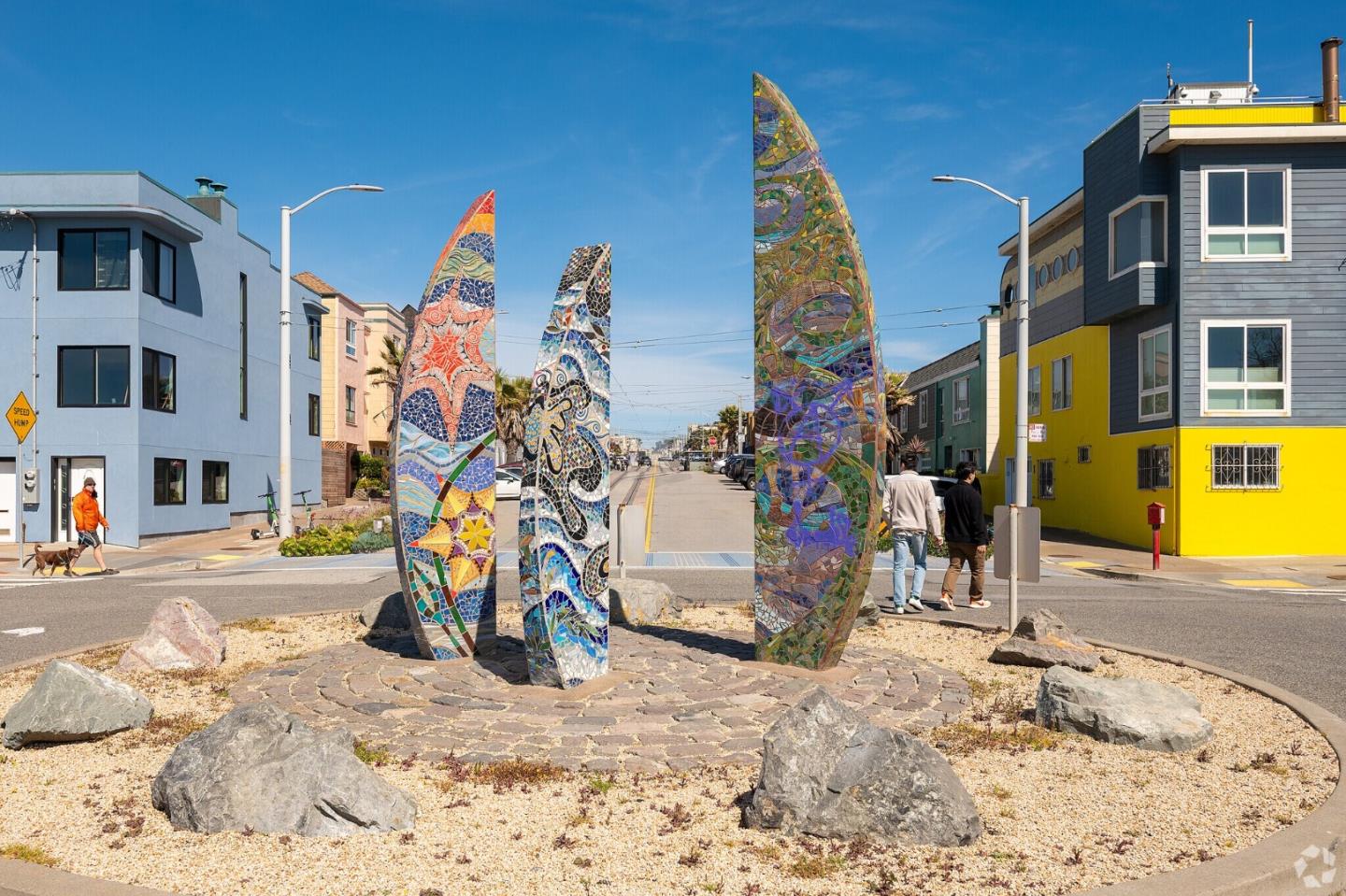 2271 40th Avenue San Francisco, CA 94116 - Photo 116 of 125 a view of a very nice looking room