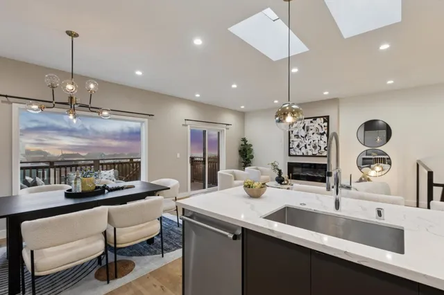 $1,999,950 | 2271 40th Avenue, San Francisco, CA 94116