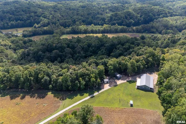 $725,000 | 2196 Wilderness Retreat Road, Jonesboro, IL 62952