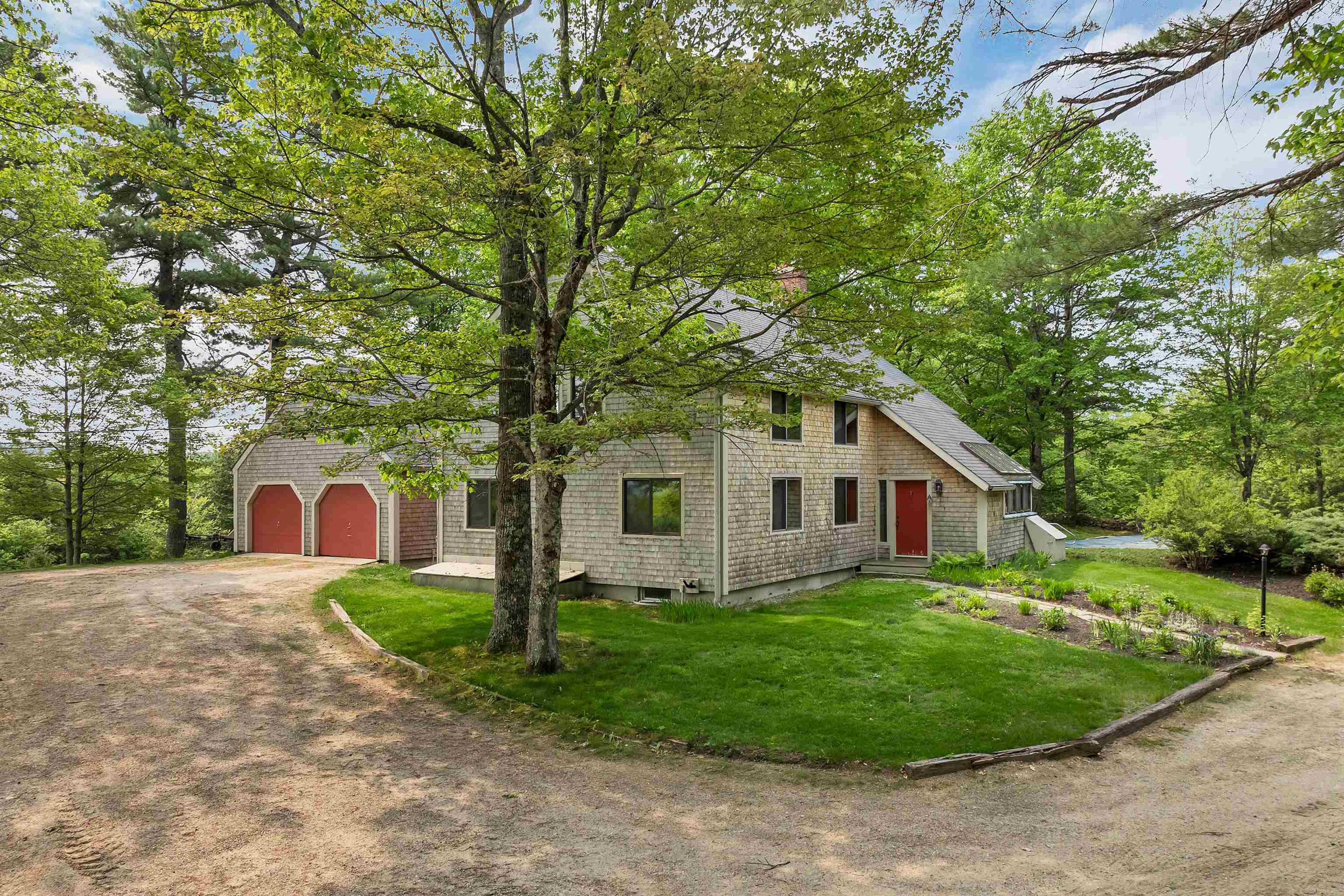 76 Mountain Road Tuftonboro, NH 03816 - Photo 1 of 60