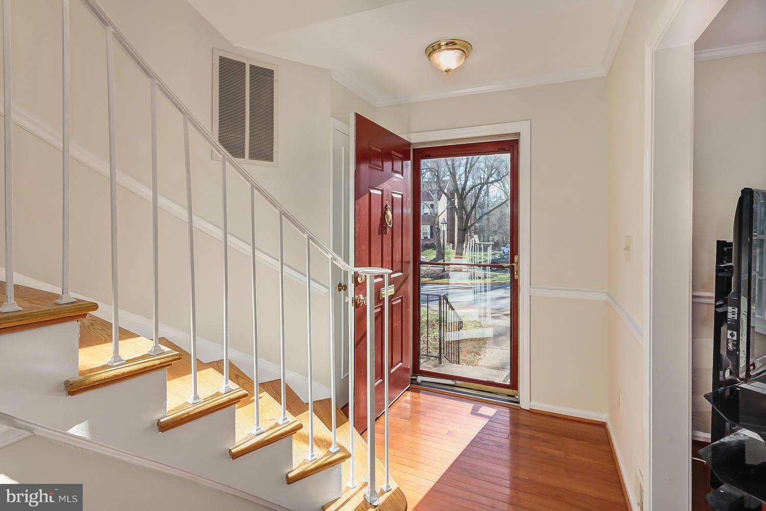 8350 Wickham Road Springfield, VA 22152 - Photo 2 of 22 Foyer