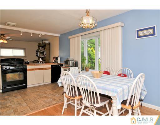 8 Princeton Road Old Bridge, NJ 08859 - Photo 3 of 13