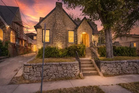 $450,000 | 708 Blaylock Drive, Dallas, TX 75203