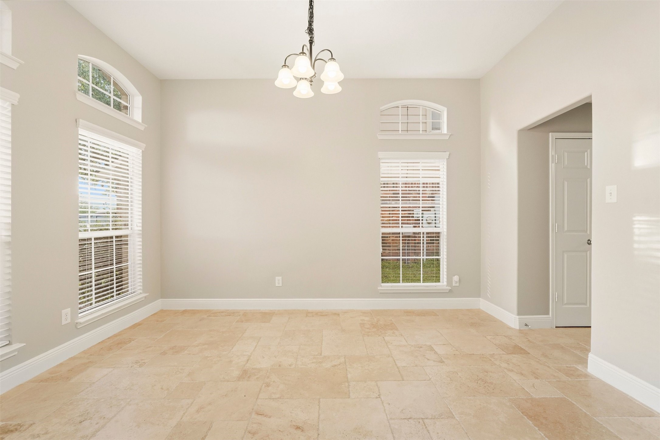 22418 Bridgestone Ridge Drive Spring, TX 77389 - Photo 3 of 36