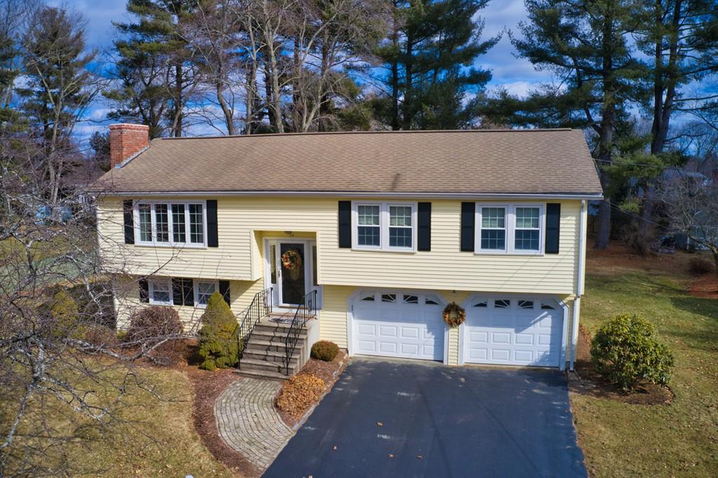 34 Thoreau Road Northborough, MA 01532 - Photo 9 of 32 Gallery Image 9