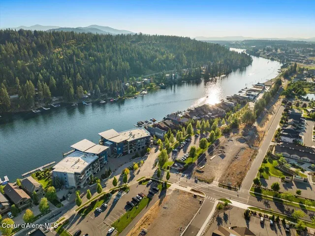 $699,900 | 1950 Bellerive Lane, Unit 310, Coeur D'Alene, ID 83814