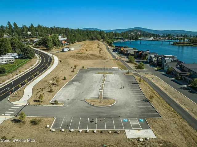 $699,900 | 1950 Bellerive Lane, Unit 310, Coeur D'Alene, ID 83814