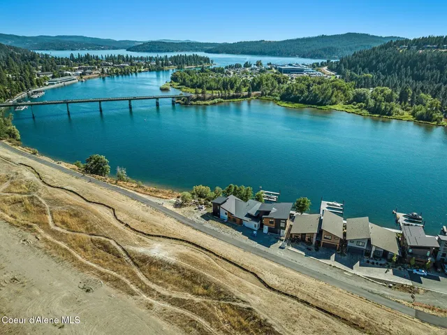 $699,900 | 1950 Bellerive Lane, Unit 310, Coeur D'Alene, ID 83814