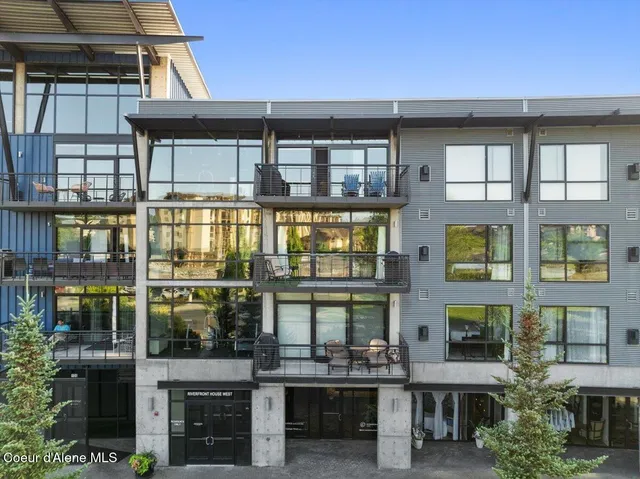 $699,900 | 1950 Bellerive Lane, Unit 310, Coeur D'Alene, ID 83814