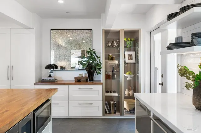 $9,250,000 | 1 Tara View Road, Tiburon, CA 94920