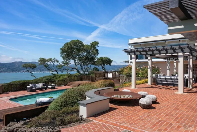 $9,250,000 | 1 Tara View Road, Tiburon, CA 94920