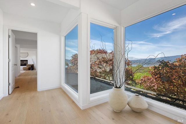 $9,250,000 | 1 Tara View Road, Tiburon, CA 94920