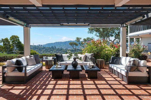 $9,250,000 | 1 Tara View Road, Tiburon, CA 94920