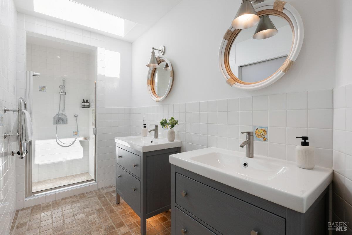 1 Tara View Road Tiburon, CA 94920 - Photo 41 of 72