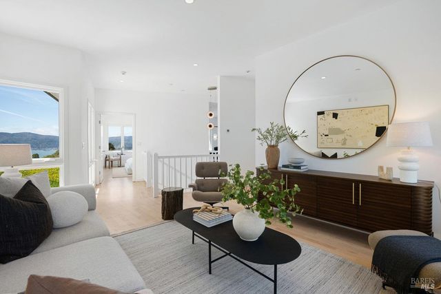 $9,250,000 | 1 Tara View Road, Tiburon, CA 94920