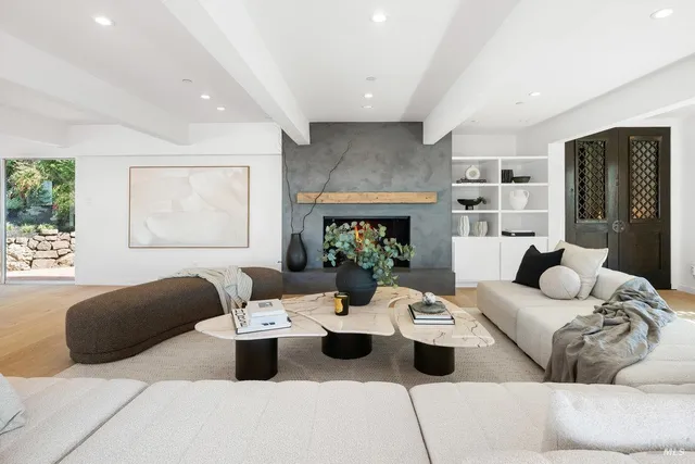 $9,250,000 | 1 Tara View Road, Tiburon, CA 94920