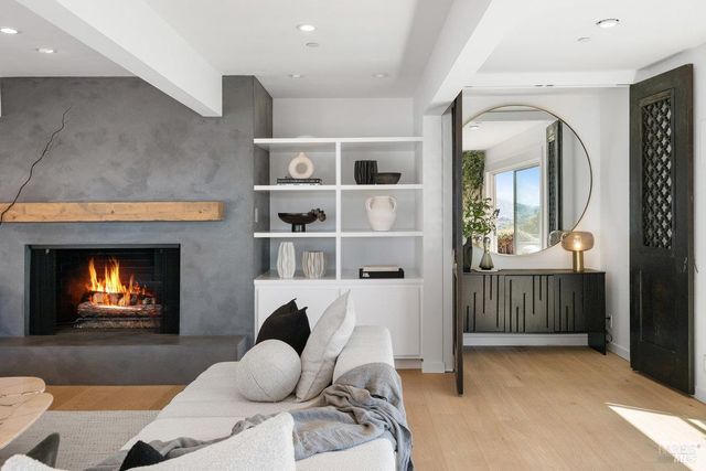 $9,250,000 | 1 Tara View Road, Tiburon, CA 94920