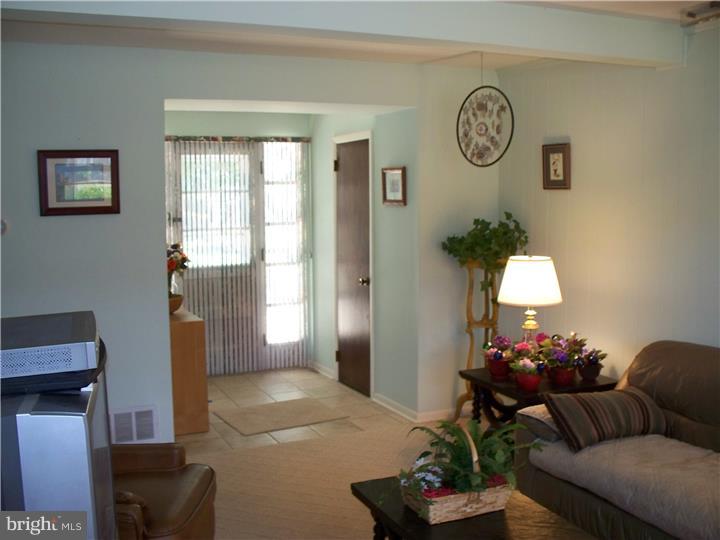 809 West County Line Road Hatboro, PA 19040 - Photo 8 of 12