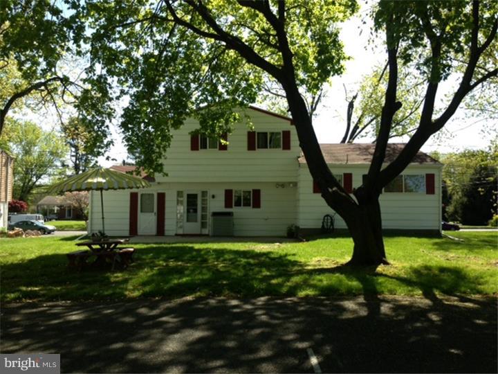 809 West County Line Road Hatboro, PA 19040 - Photo 9 of 12