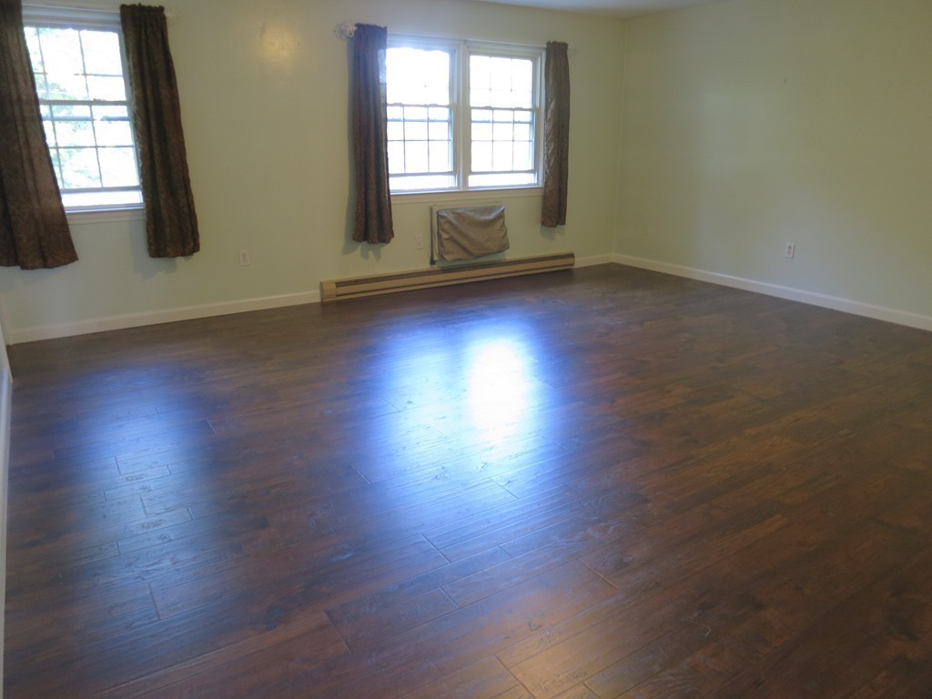 149 Round Hill Road, Unit A Northampton, MA 01060 - Photo 11 of 15 Gallery Image 11