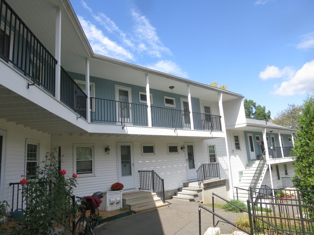 149 Round Hill Road, Unit A Northampton, MA 01060 - Photo 13 of 15 Gallery Image 13